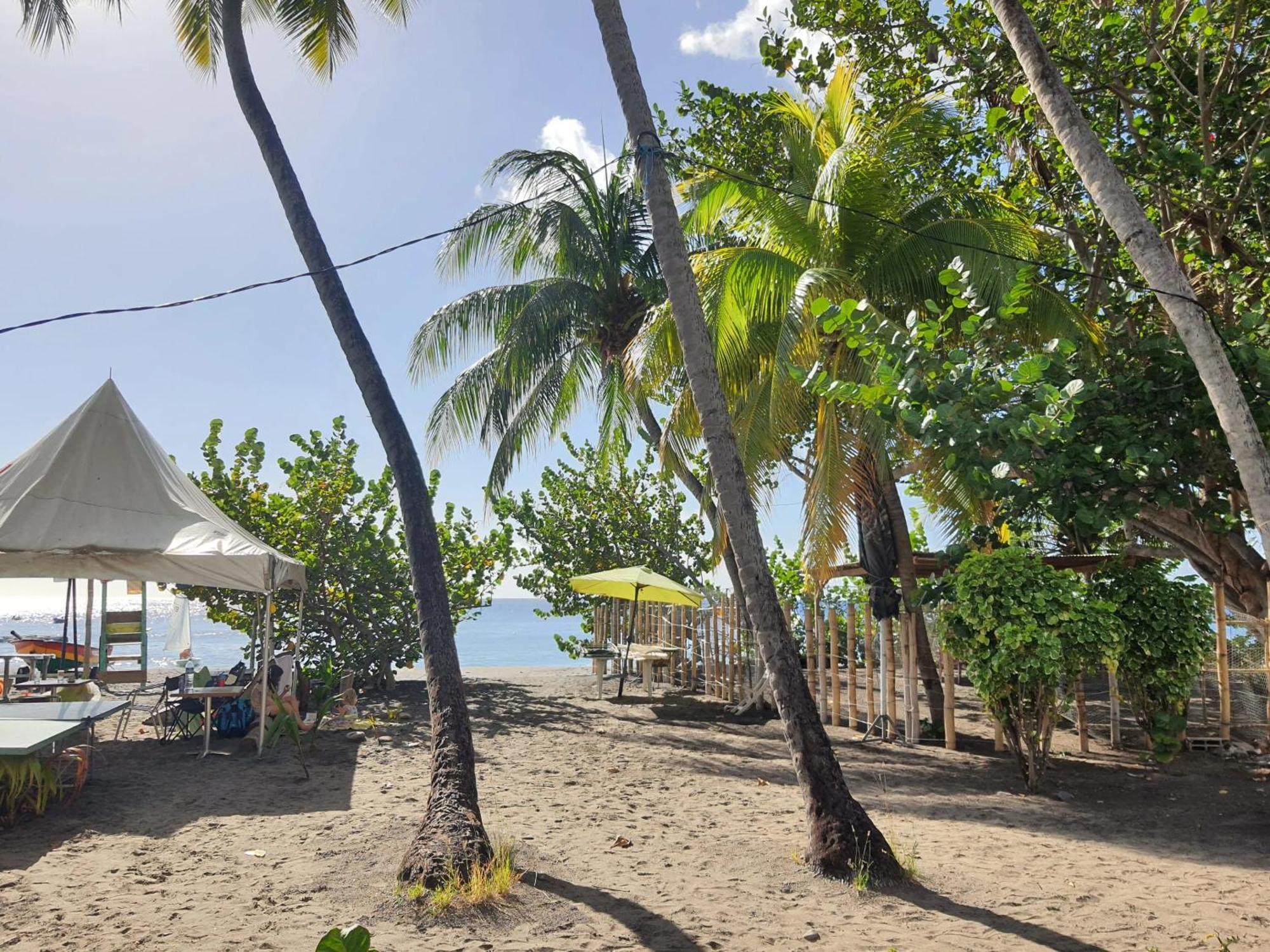 Appartement Cosy Au Carbet Avec Balcon Et Vue Sur Mer 70 M² ลาการ์เบต์ ภายนอก รูปภาพ