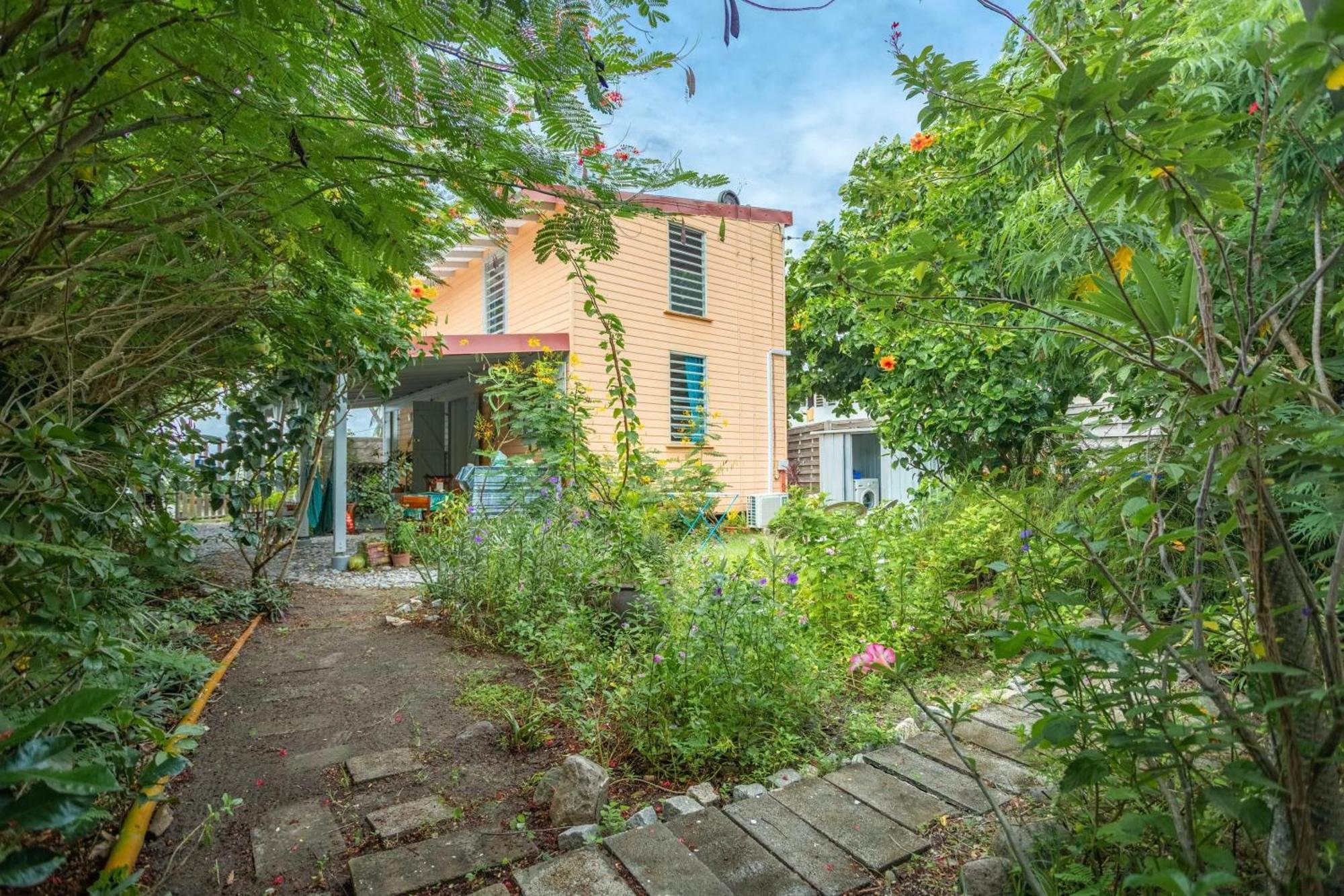 Appartement Cosy Au Carbet Avec Balcon Et Vue Sur Mer 70 M² ลาการ์เบต์ ภายนอก รูปภาพ